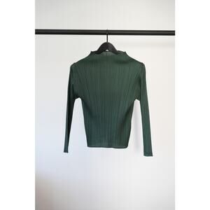 Issey Miyake Pleats please Mock neck top Size 3